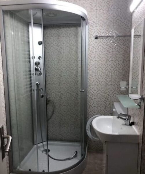 Regim Hotelier Titan Piata Minis Sector 3